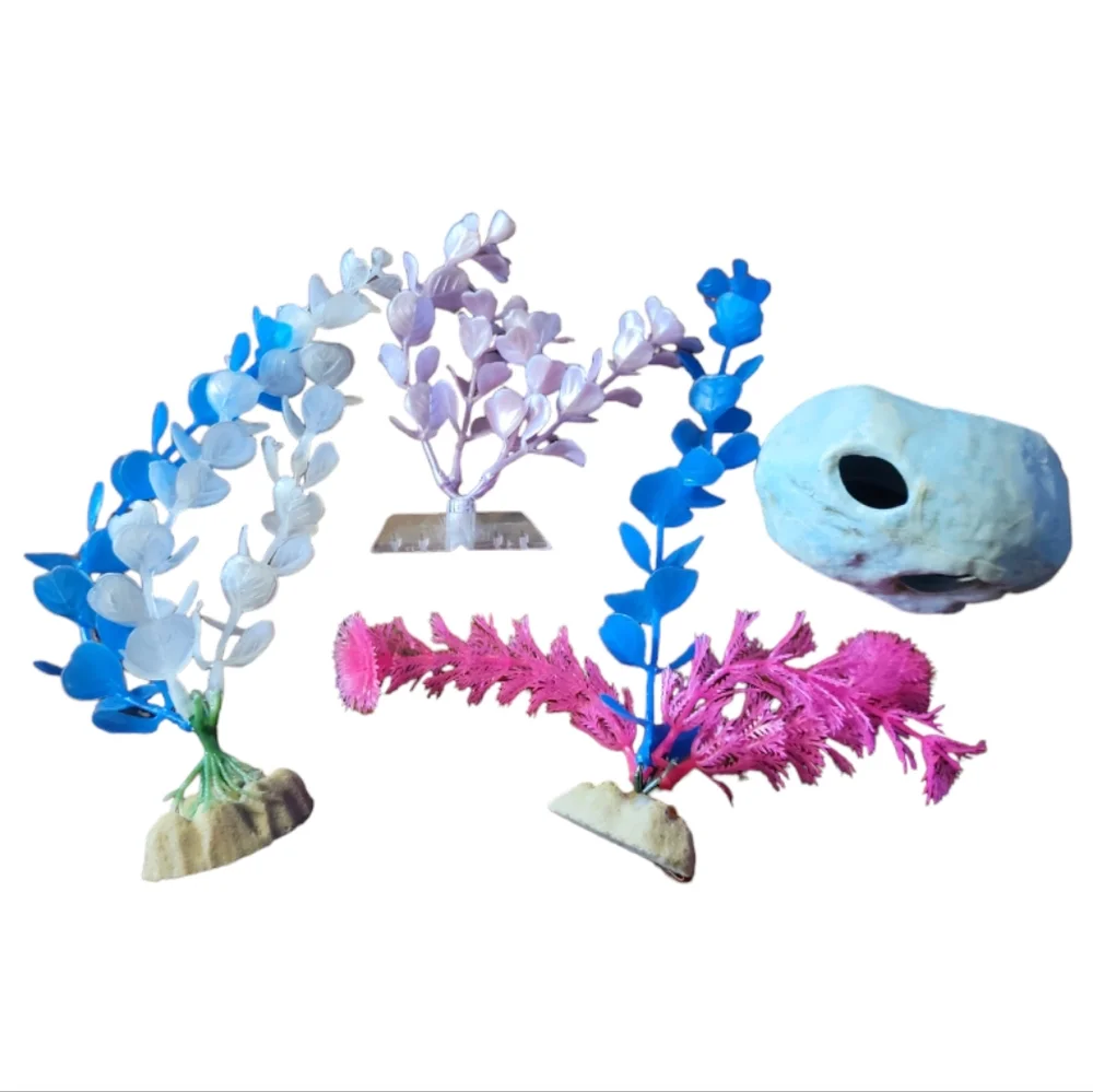 Vtg 4 Piece Aquarium Fish Tank Blue Ceramic Rock Cave Pink Heart Plant White